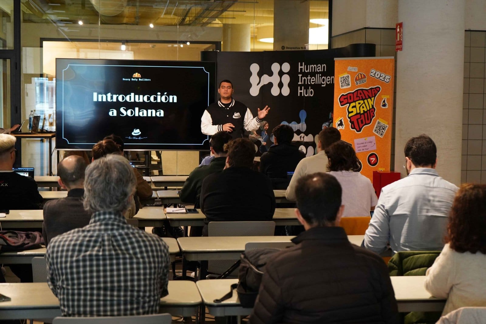 Participants at the Solana bootcamp hosted by Metlabs at Hi Coruña