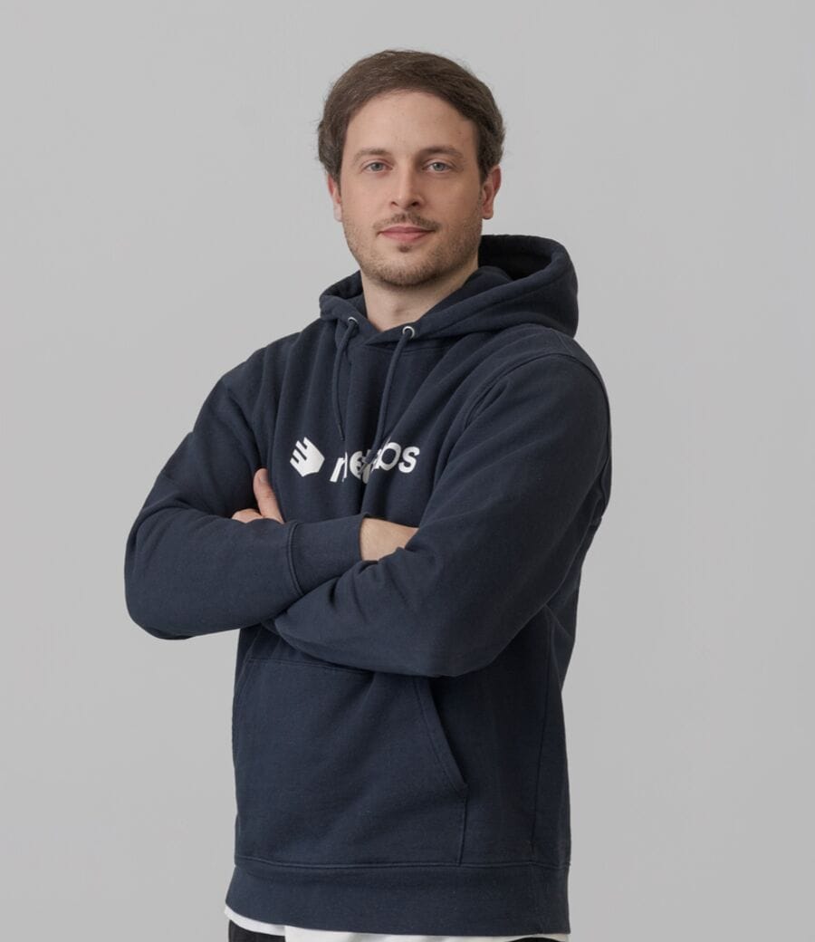 Javier Yáñez, Legal