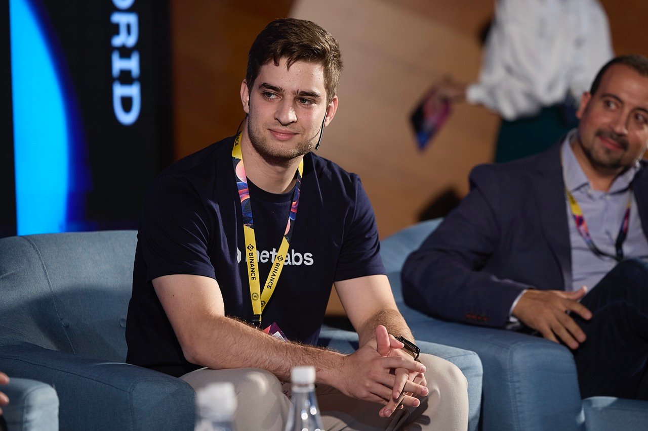 Pablo Gómez speaking on the tokenization panel at MERGE Madrid.