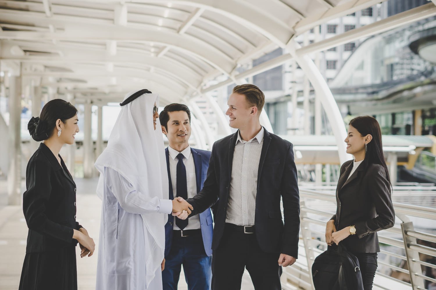 Discover blockchain regulation in Dubai (VARA, Dubai Land Department, DIFC, CBUAE)