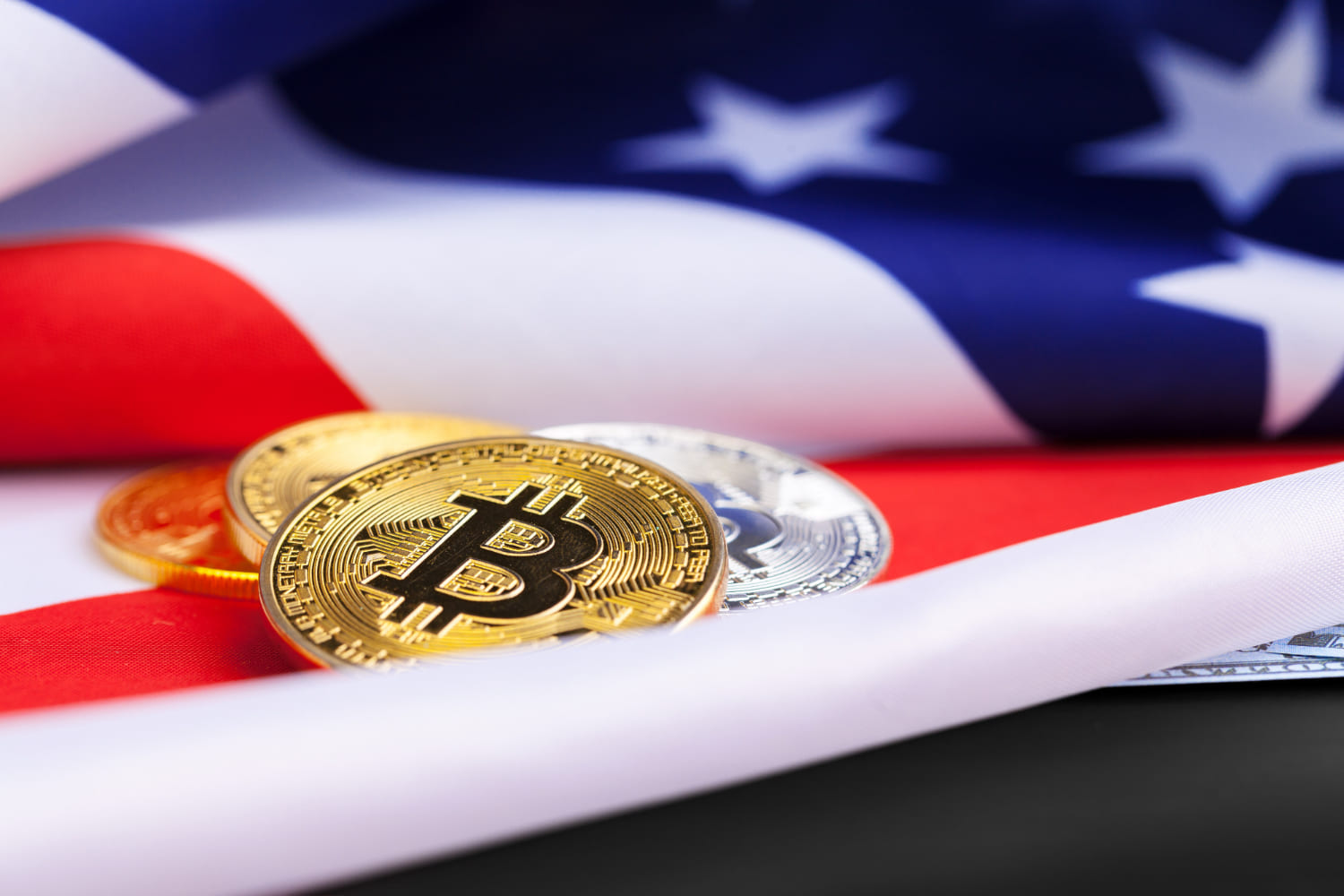Discover blockchain regulation in the United States (SEC, Clarity Act, Genius Act, CFTF, FinCEN, OCC, Crypto Task Forces, IRS, Securities, Stablecoins).